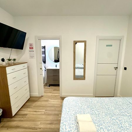 Apartamentos Castillejos Madrid Esterno foto