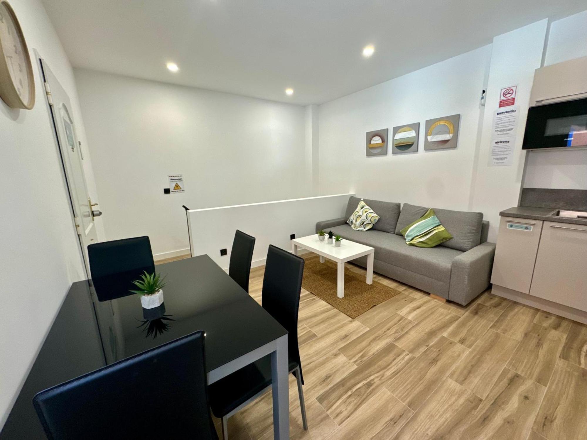 Apartamentos Castillejos Madrid Esterno foto